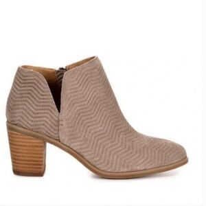 Lucky Brand Parnesa Perforated Suede Bootie Size 9